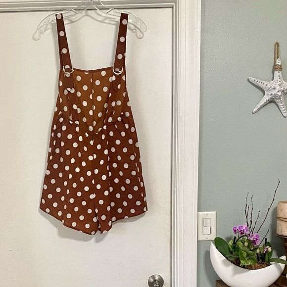 NWT Reverse Mocha White Polka Dot Jumper Size XS Adjustable Straps Patch Pockets - Picture 3 of 7